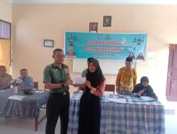 Babinsa Koramil 16/Tapung Dampingi Baznas Kampar Serahkan Bantuan Kepada Murid SMAN5 Tapung