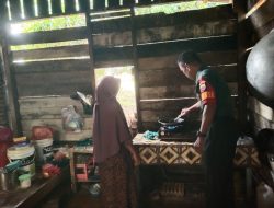 Babinsa Koramil 02/ Rambah Kodim 0313/KPR Laksanakan Babinsa Masuk Dapur