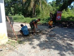 Babinsa Koramil 10 Kunto Darussalam Kodim 0313/KPR Laksanakan Goro