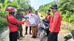 Cegah Karhutla, Babinsa dan Tim Patdu Patroli Serta Sosialisasi Bersama Daerah Rawan Karhutla