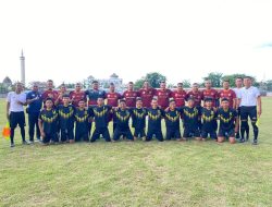 Pererat Silaturahmi, Untuk Kedua Kalinya Dandim 0313/ KPR Main Bola Bareng Awak Media