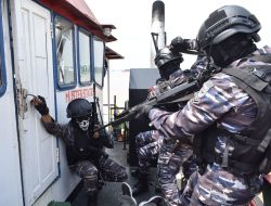TNI AL Jamin Keamanan Alur Pelayaran Palembang