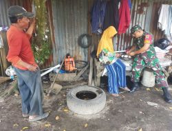 Babinsa Koramil 10 Kunto Darusalaam Kodim 0313/KPR Masuk Dapur