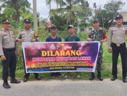 Babinsa Bersama Polsek Pkl.Kuras Terus Sosialisaskan Larangan Membakar Hutan dan Lahan