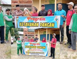 Pemdes Tabing Bagikan Ayam Pedaging Kepada 600 KK Dari Program Ketahanan Pangan