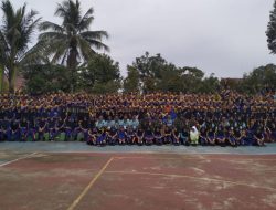 Babinsa Koramil 11/Tambusai Berikan Materi Wasbang Kepada Siswa SMK Sembari MPLS