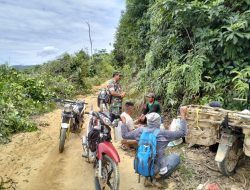 Babinsa Koramil 13/Rokan Rutin Laksanakan Komsos Bahaya Karhutla Kepada Masyarakat