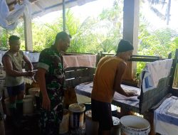 Motivasi Pelaku UMKM, Babinsa Koramil 06 Siak Hulu Komsos Dengan Pengusaha Tahu
