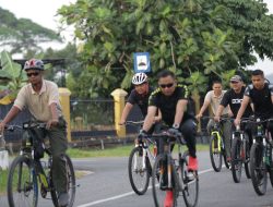 Jaga Kebugaran Dandim 0313/Kpr Ajak Anggota Bersepeda Santai Keliling Bangkinang Kota