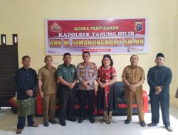 Tingkatkan Sinergitas, Babinsa Koramil 16/Tapung Hadiri Pisah Sambut Kapolsek Tapung Hilir