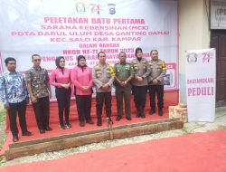 Danramil 01/Bkn Hadiri Letakkan Batu Pertama Pembangunan MCK Bersama Kapolres Kampar