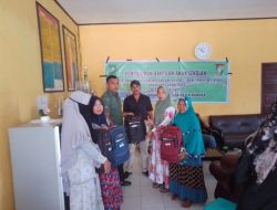 Dampingi Pembagian Bantuan Keuangan Khusus, Babinsa Koramil 16/Tapung Himbau Agar Bantuan Dapat di Gunakan Sebaik-baiknya