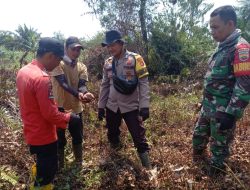 Babinsa Koramil 15/KK Terus Ajak Warga Lakukan Patroli Dan Cegah Karhutla