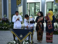 Tingkatkan Iman dan Taqwa Taruna AAL, Kasal Resmikan Renovasi Masjid Nurul Bahri