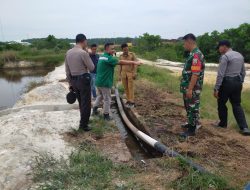 Babinsa, Bhabinkamtibmas Bersama Perangkat Desa dan Tim BLH Laksanakan Penelusuran Pembuangan Limbah PT. IIS