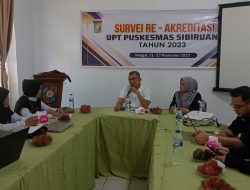 Kadiskes Kampar Tinjau Persiapan Survei RE- Akreditasi UPT Puskesmas Sibiruang Tahun 2023