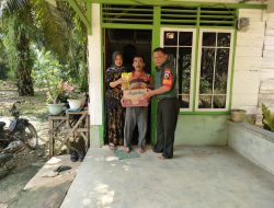 Lewat Program Babinsa Masuk Dapur, Babinsa Koramil 16/Tapung Bantu Warga Kurang Mampu