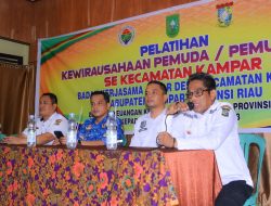 Camat Kampar Resmi Membuka Pelatihan Kewirausahaan Pemuda Desa