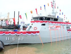 Dua Kapal Patroli Buatan Dalam Negeri Perkuat Jajajaran TNI Angkatan Laut