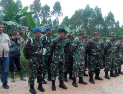Kodim 0313 KPR Melalui Koramil 16 Tapung Turut Menjaga Keamanan Eksekusi Lahan di Kota Garo
