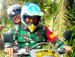 Momen Kapolres Rohul Naik Motor Bersama Babinsa TNI Melewati Jembatan Ekstrem Sosialisasi Pemilu Damai
