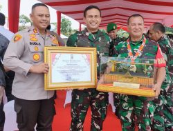 Babinsa Koramil 10 Kunto Darussalam Mendapat Penghargaan Babinsa Terbaik Se- Provinsi Riau Oleh Kapolda Riau Tahun 2023
