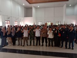 Danramil 09/Lgm Bersama Muspika Hadiri Pelantikan dan Pembekalan Pengawas TPS Se-Kecamatan Pangkalan Kerinci