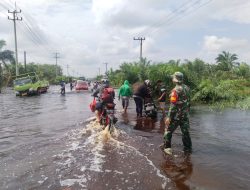 Jalan Lintas Timur Sumatera di Pelalawan Terkepung Banjir