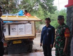 Babinsa 09/Langgam Bersama Bhabinkamtibmas Kawal Pengembalian Logistik Pemilu 2024 ke PPK