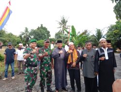 Babinsa Koramil 01/Bkn Memberikan Pengamanan Lebaran Puasa Enam Bagi Masyarakat