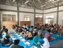 Jumat Berbagi, Danramil 16/Tapung Berikan Makan Siang Gratis di Panti Asuhan Al-Arif Desa Sumber Makmur