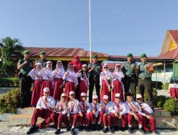 Tanamkan Cinta Tanah Air, Babinsa Kampung Pancasila Jadi Pembina Upacara di SDN 005 Makmur