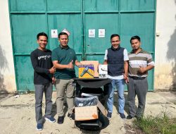 Program CD Ekonomi Kreatif, PT Musim Mas Salurkan Bantuan Perlengkapan Pangkas Rambut di Desa Talau