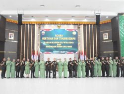 Dandim 0313/Kpr Menjadi Komandan Upacara Sertijab Kasilog dan Dandim Inhu Jajaran Korem 031/WB