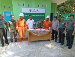 Serah Terima Pembangunan MCK Diwilayah Koramil 13/Rokan, Kerja Sama TNI AD Dengan SKK Migas
