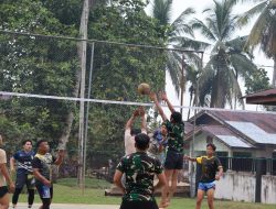 Jalin Kebersamaan Bersama Pemuda dan Masyarakat, Satgas TMMD Gelar Latihan Bola Voli Bersama