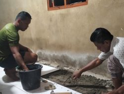 Lembur Malam untuk Mencapai Target, Tim Satgas Kebut Pengerjaan Rehab RTLH Milik Siti Roha