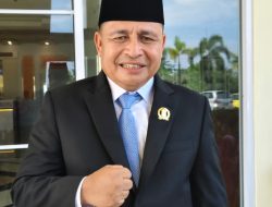 Syafrizal,S.IP , Putra Sialang Bungkuk Duduki kantor DPRD Pelalawan