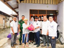 Kodim 0313/KPR dan Dinsos Kampar Beri Sentuhan Kemanusiaan Untuk Bapak Taher