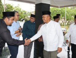 Danrem 031/WB Jalin Silaturahmi Dengan Forkopimda Kampar Dan Serahkan Bantuan Di Mesjid Ubudiyah