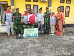 Memperingati Hari Lingkungan Hidup, Babinsa Bersama Stakeholder Laksanakan Giat Penghijauan