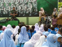 Babinsa Perkenalkan Profesi TNI dan Wawasan Kebangsaan Sejak Dini kepada Anak TK