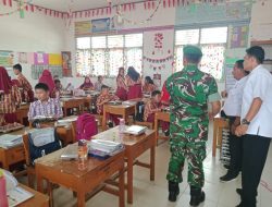 Babinsa Dampingi Penyaluran Makan Bergizi Gratis di SDN 008 Pangkalan Kerinci