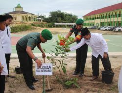 Kodim 0313/KPR Gelar Pembinaan Lingkungan Hidup di Ponpes Al-Amanah: Wujudkan Lingkungan Asri dan Berkelanjutan