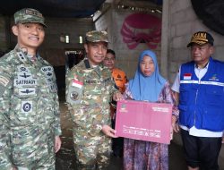 Solidaritas di Tengah Bencana:Dandim 0313/Kpr Bersama Bupati Tinjau Langsung Korban Banjir Desa Silam