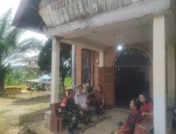 Babinsa Koramil 11/ Tambusai Laksanakan Komsos Bersama Jemaat Gereja di Silayang Layang