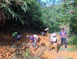 Tembus Medan Sulit, Kodim 0313/KPR Mulai Pembangunan Jembatan Desa Kota Lama Dengan Sungai Santi