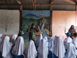 Babinsa Koramil 03/Bunut Laksanakan Pembinaan Karakter dan Edukasi Anak Usia Dini