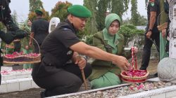 HUT Ke-67 Korem 031/Wira Bima: Dandim 0313/KPR Pimpin Ziarah Rombongan di TMP Kusuma Eka Bakti