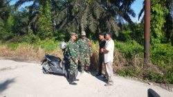 Babinsa Koramil 03/Bunut Intensifkan Patroli di Desa Merbau Untuk Antisipasi Karhutla